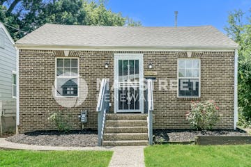 3622 W Jefferson St Louisville, KY 40212